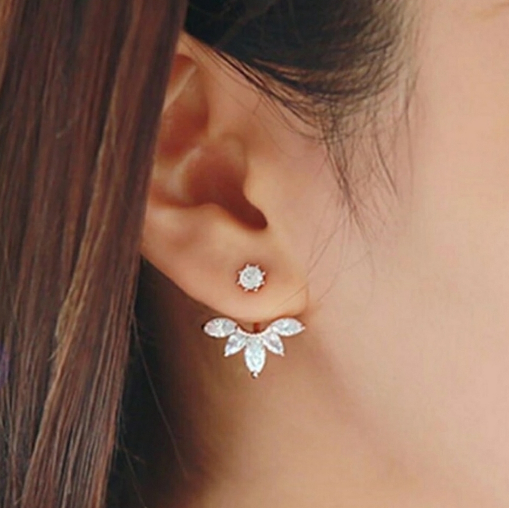 🎁3/$20 Leaf Stud Earrings